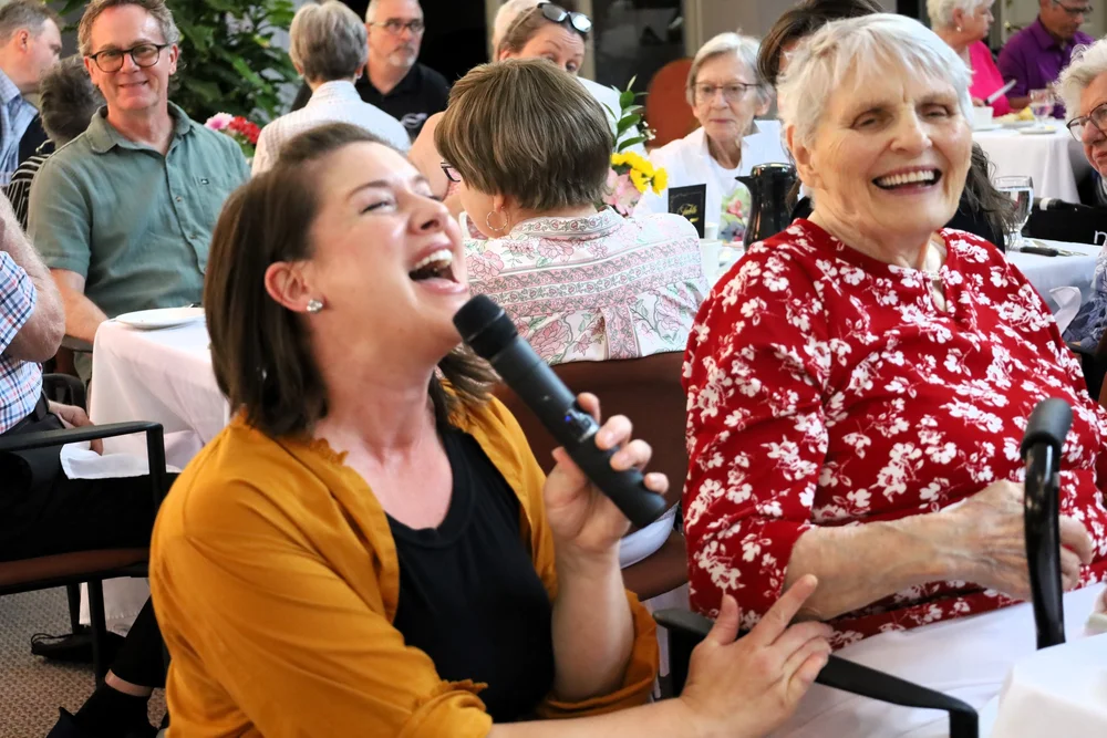 Royal Gardens 25th Anniversary - Song and Games